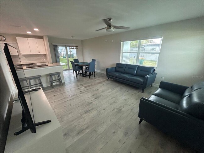 Photo - 22214 Felton Ave