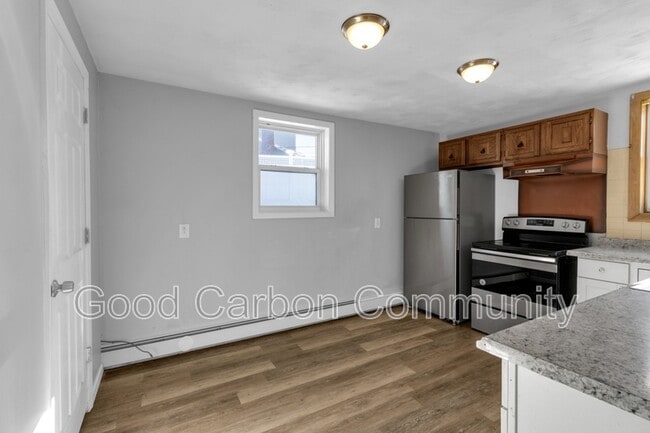 Photo - 1190 Orchard Park Rd Unit 6