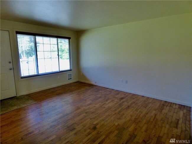 Photo - PM 112 Unit A