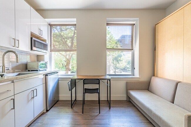 Photo - 423 Terry Apartments in the Heart of First Hill