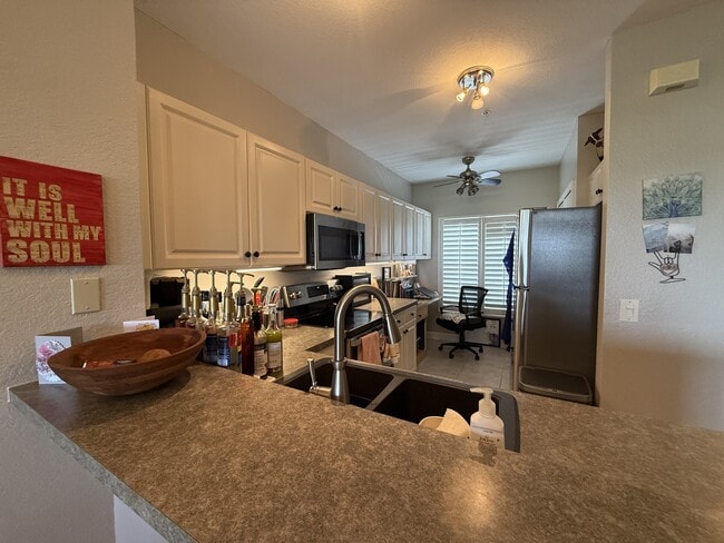 Photo - 2160 Heron Lake Dr