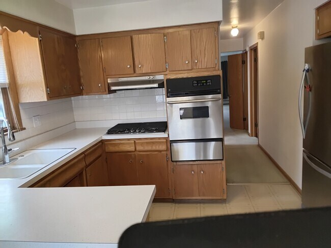 Photo - 2520 N Neva Ave Unidad 1