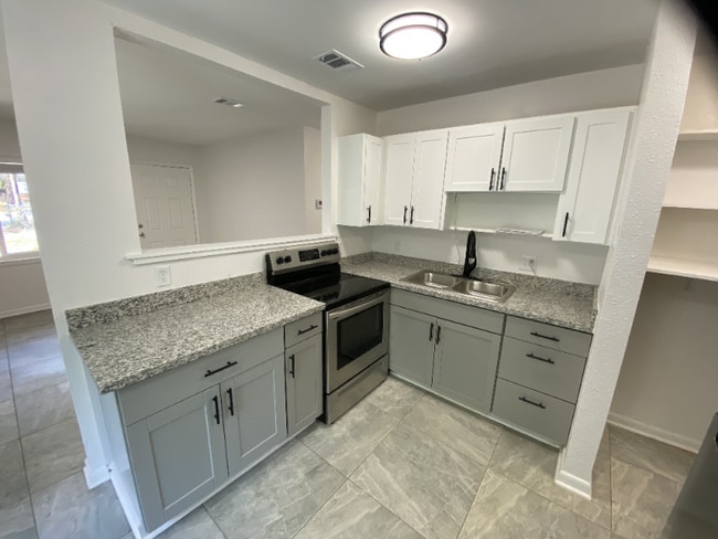 Photo - 6367 Metz Rd