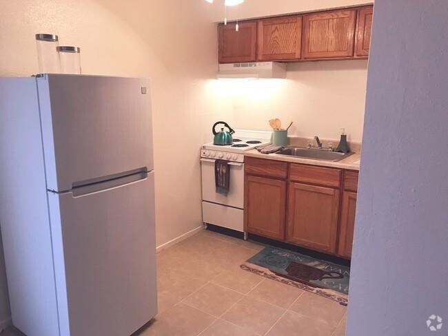 Building Photo - 1 bedroom in Dallas TX 75208 Unit # 53 Rental