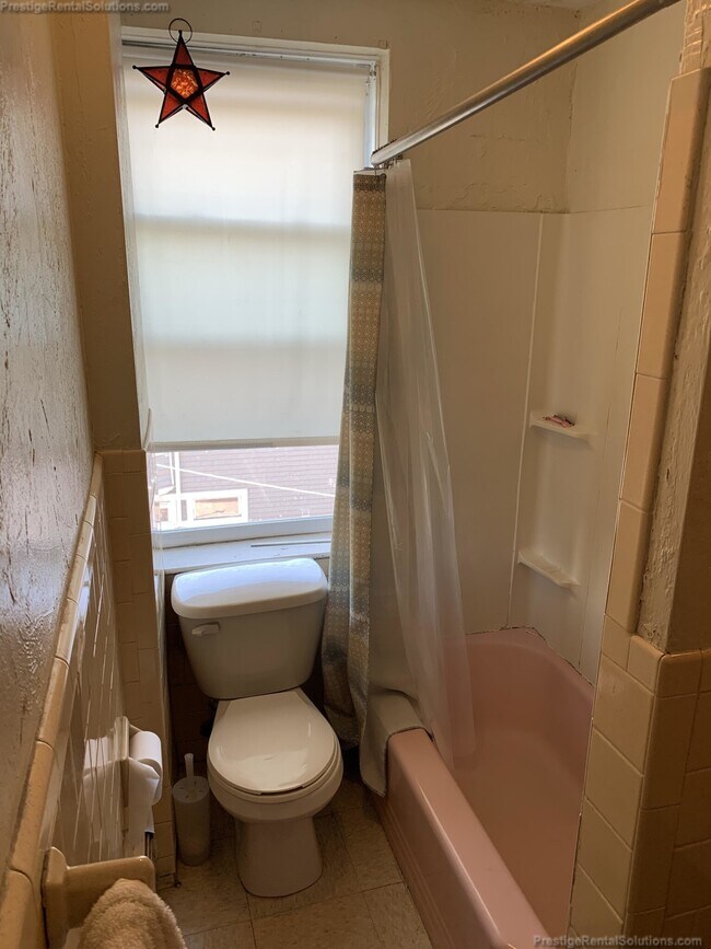 Photo - 14 Hyde Park Ave Unit 1