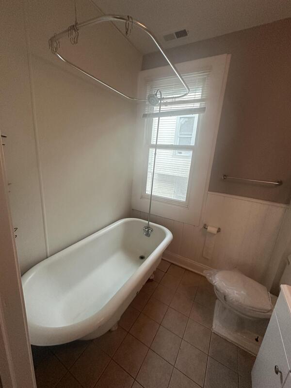 Photo - 2132 W 11th St