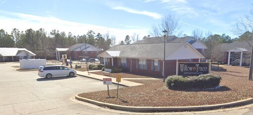 Willow Trace Apartments - Willow Trace Apartments