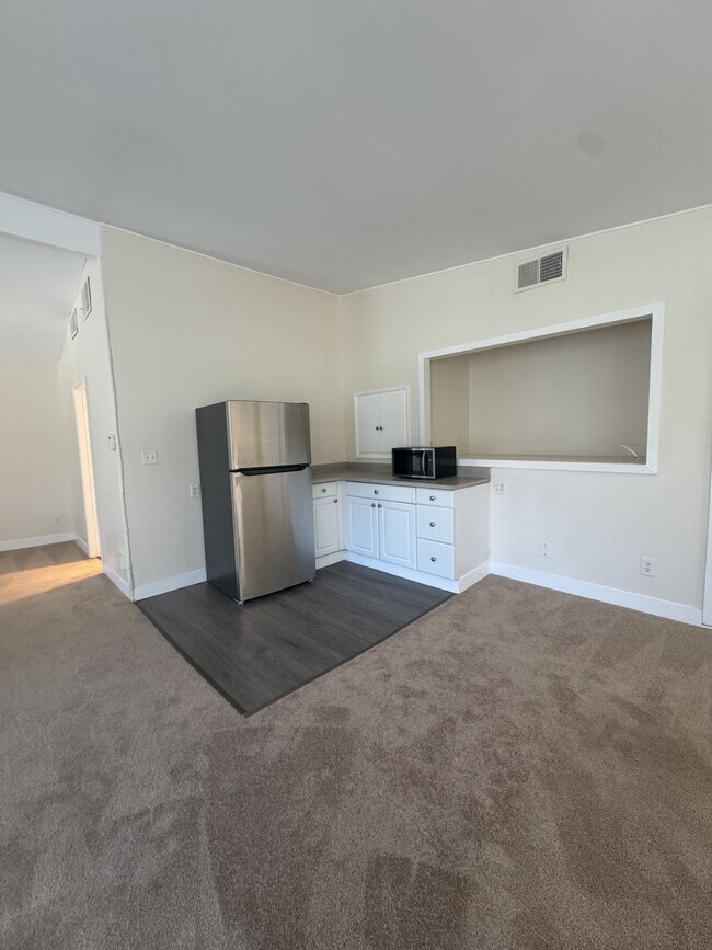 11680 Bellagio Rd