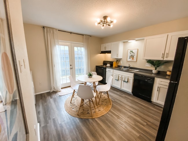 Photo - Anderson Point Apartments