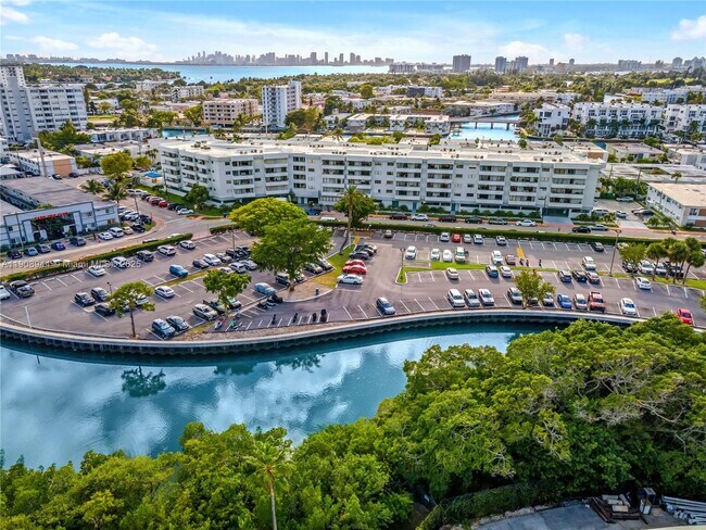 Photo - 7300 Wayne Ave Unit 513