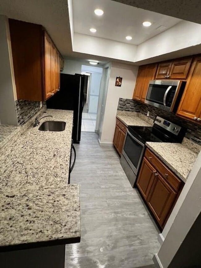 Photo - 5570 NW 44th St