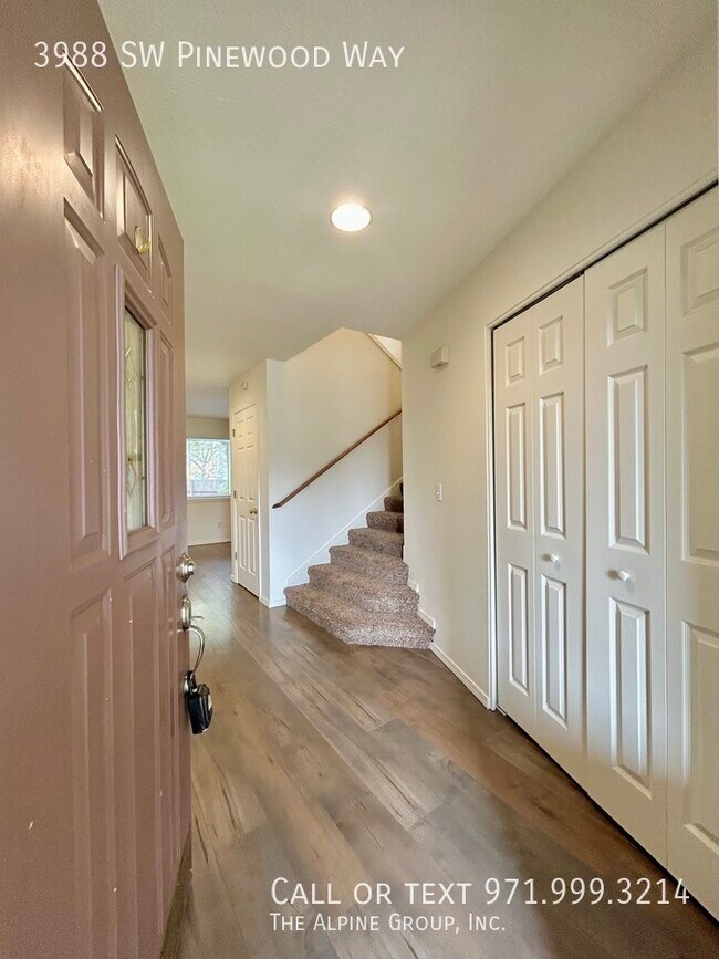 Photo - 3988 SW Pinewood Way