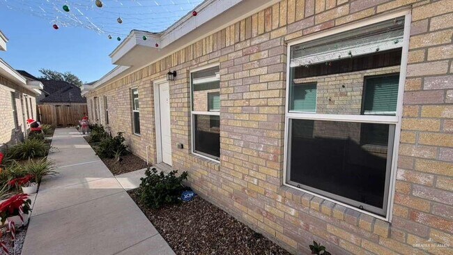 Photo - 18 Kentucky St