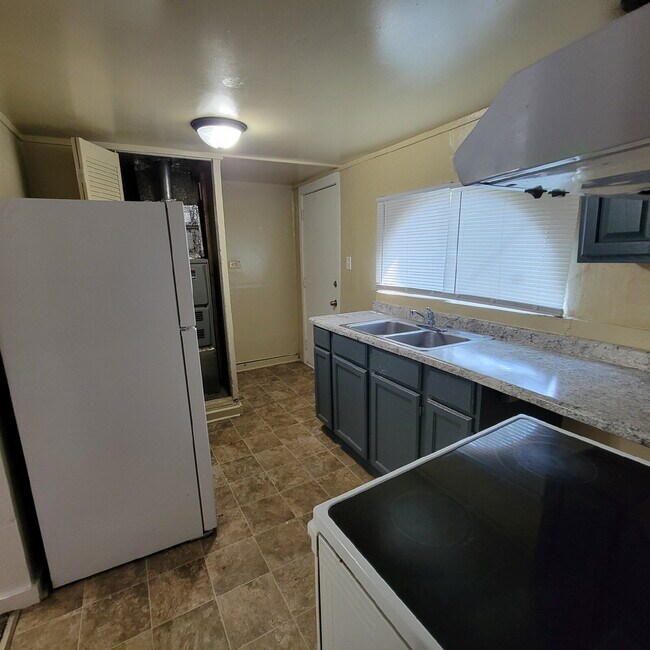 Near Southeast 3BR/2BA Home for Rent!
