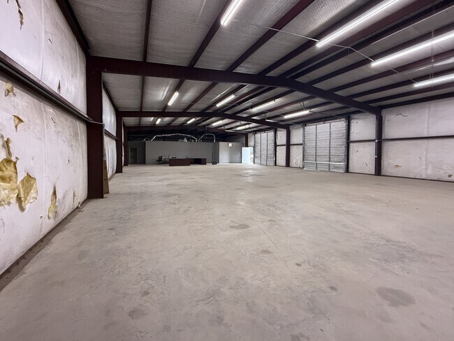 Photo - 26605 E River Rd