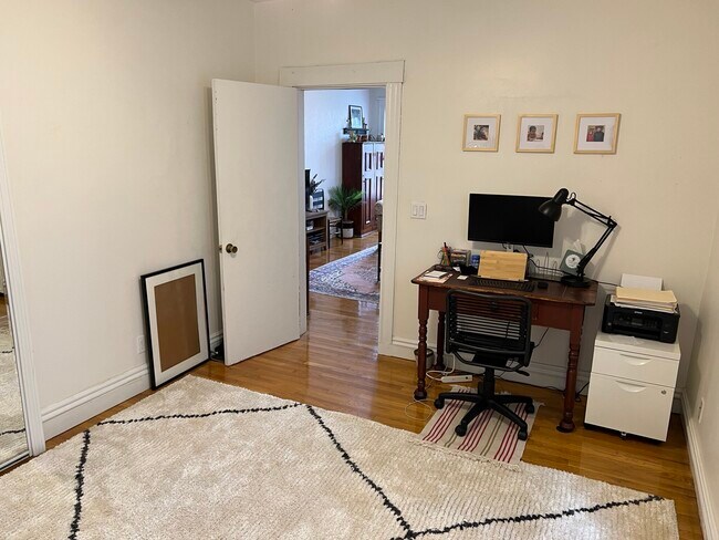 Photo - 1750 Commonwealth Ave Unit 5