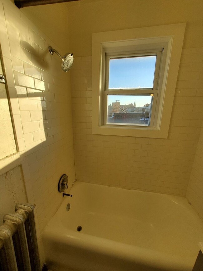 Photo - 614 6th St Unit 9