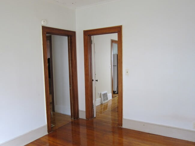 Photo - 623 Davis St