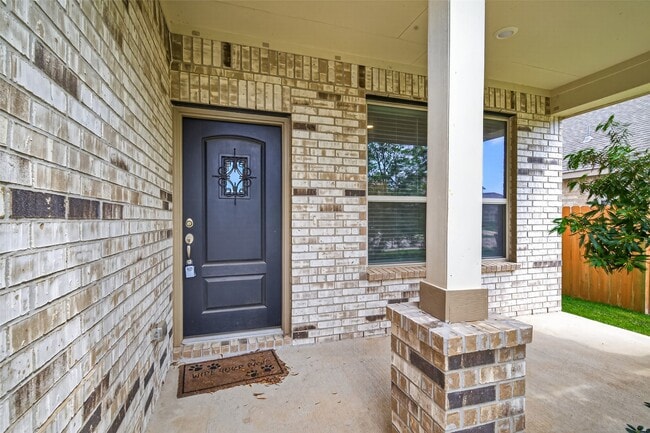 Photo - 5415 Tourmaline Wy