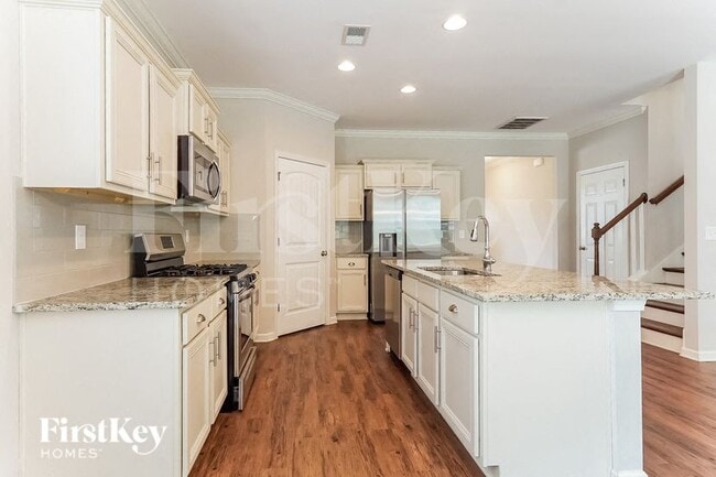 220 Polo Field Way