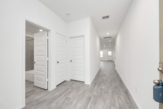 Photo - 1310 Bison View Ln