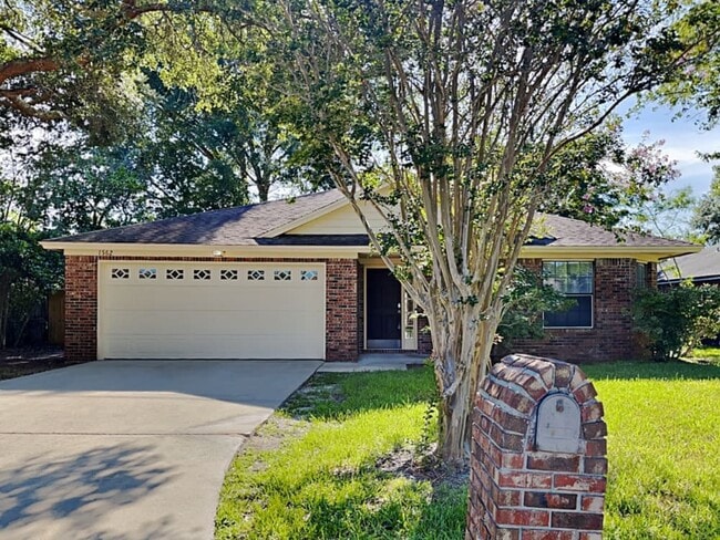 Building Photo - 1561 Candice Ct