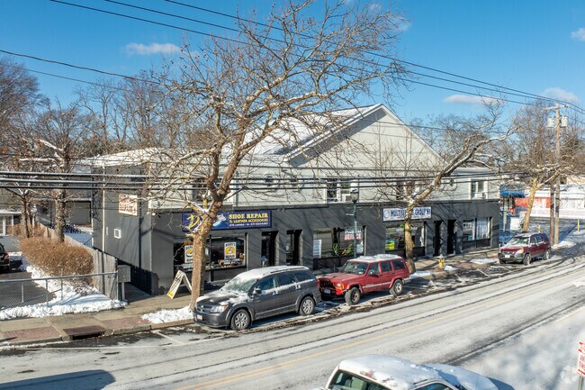 360-376 Larkfield Road - 360 Larkfield Rd