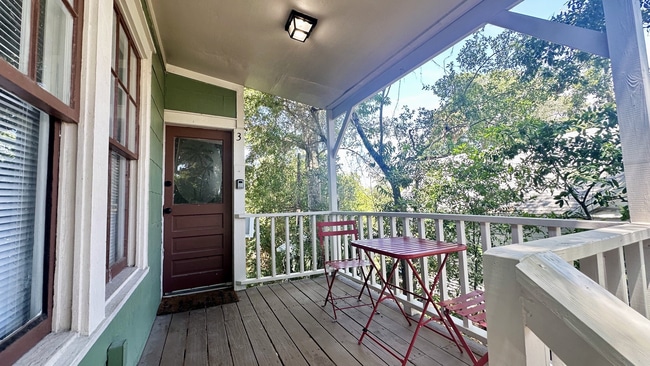 Photo - 117 N 3rd St