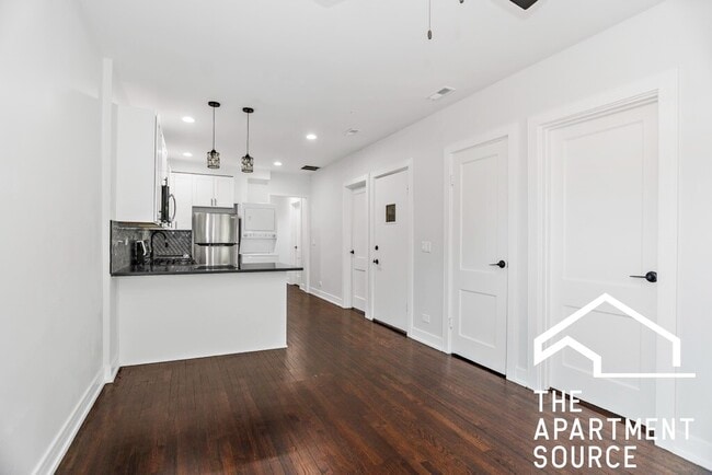 Photo - 4313 W Parker Ave Unidad 2