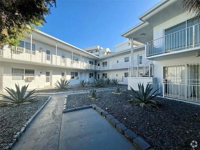 Building Photo - 7271 Gary Ave Unit 22 Rental