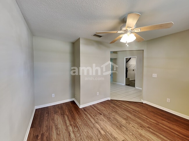 Photo - 24446 Landing Dr