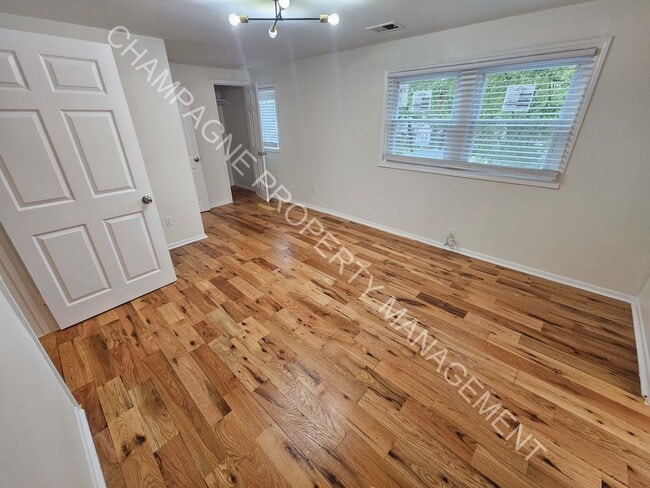 Photo - 8104 McGee St Unidad Apt 2
