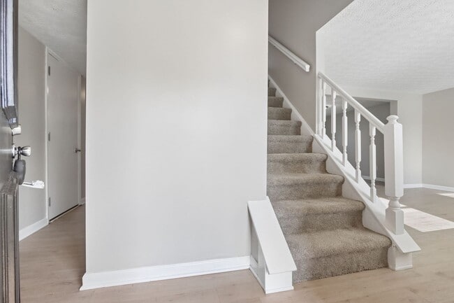 Photo - Westerville School District 4 bed Home