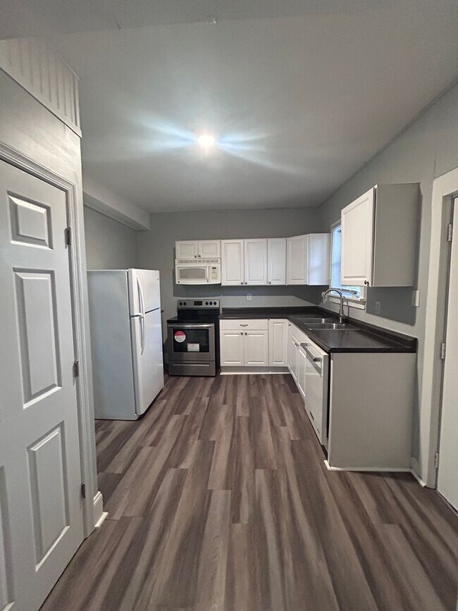 Building Photo - 2915 Hull Street Rd Unit 2915 #2