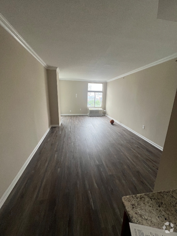 Building Photo - 28 Allegheny Ave Rental