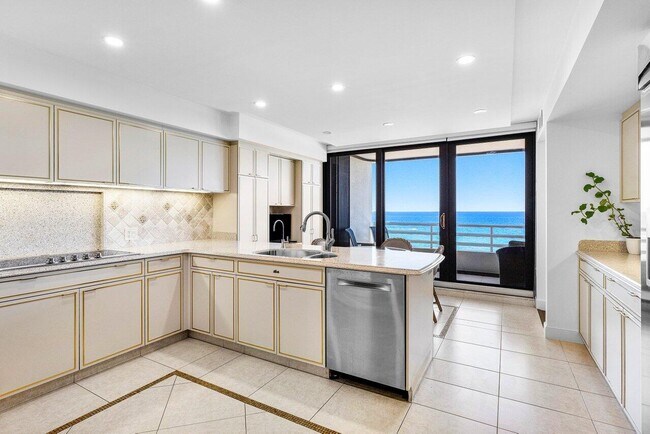Photo - 1500 S Ocean Blvd Unit 804