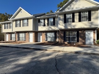 Building Photo - 326 Leafmore Rd SW