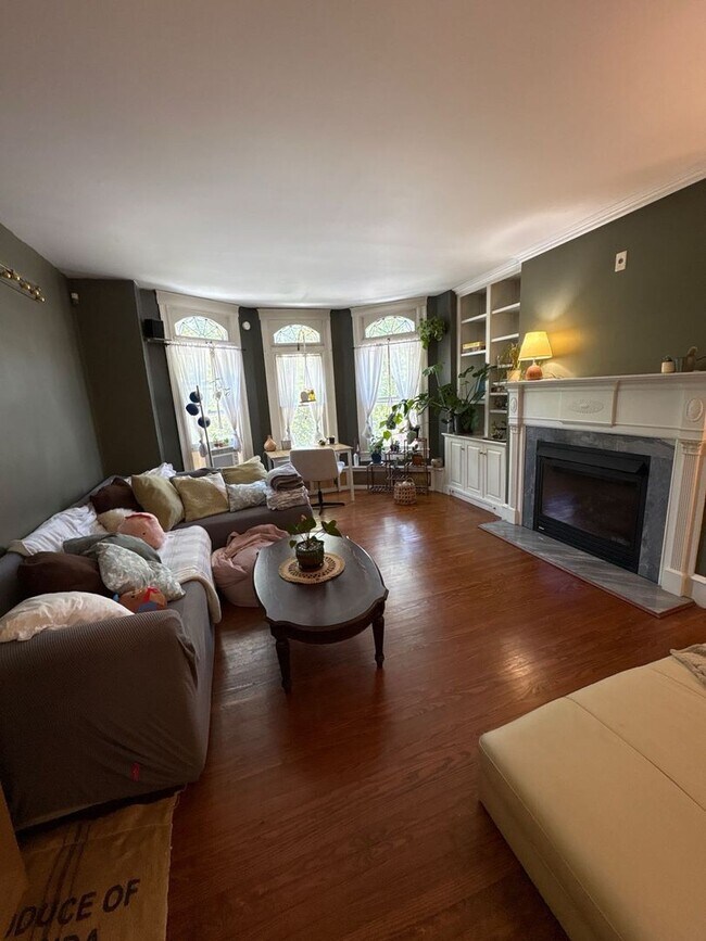 Photo - 3125 N Calvert St Unit 2