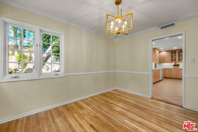 Photo - 125 S Saltair Ave