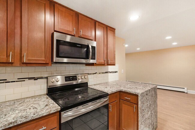Photo - Location!! Updated 1 bedroom Gem on Pearl St. in Govenor's Park! Unit 105