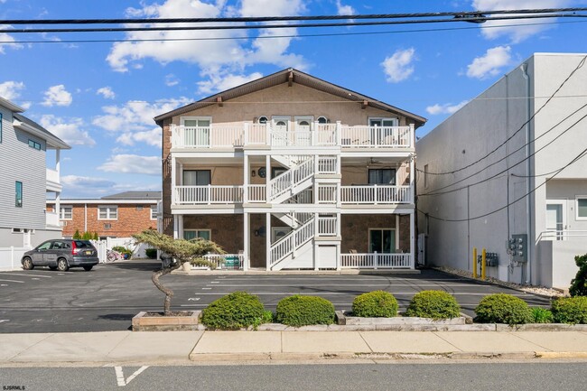 Photo - 9609 Pacific Ave Condo Unit 2