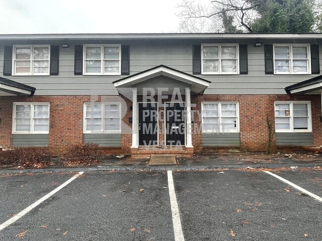 Building Photo - 131 Wall St Unit 122