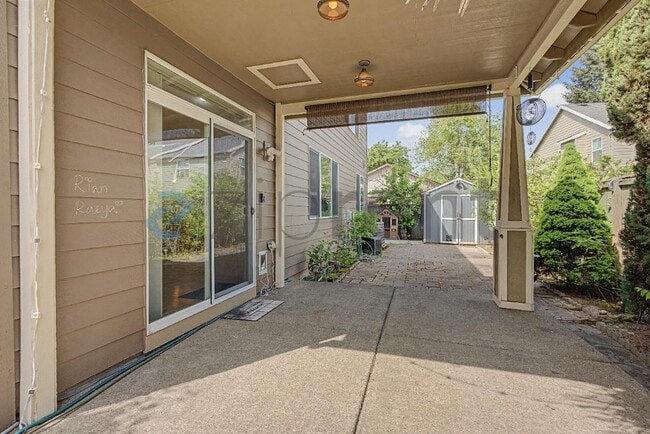 Photo - 132 NE 63rd Ave