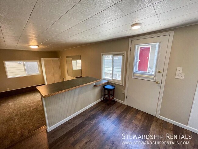 Photo - 1790 1/2 Mill St-