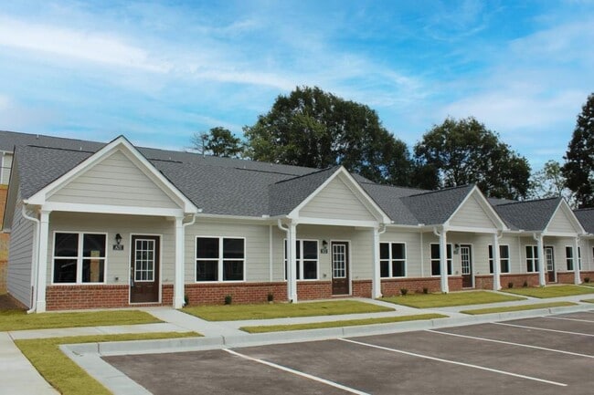 Photo - 401 Harvest Moon Ct