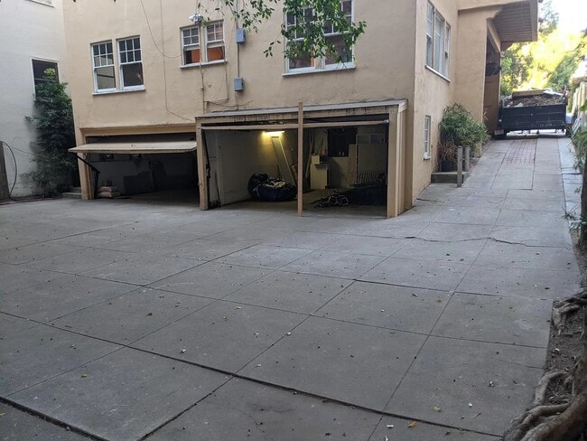 Photo - 2528 Front St Unidad 2528