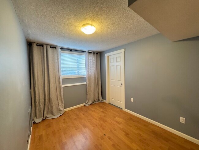 Photo - 6166 Palahi Rd