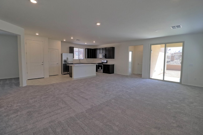 Photo - Newer Rancho Sahuarita Home!