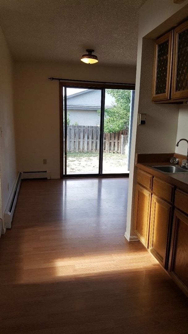 Photo - 2819.5 Elm Ave