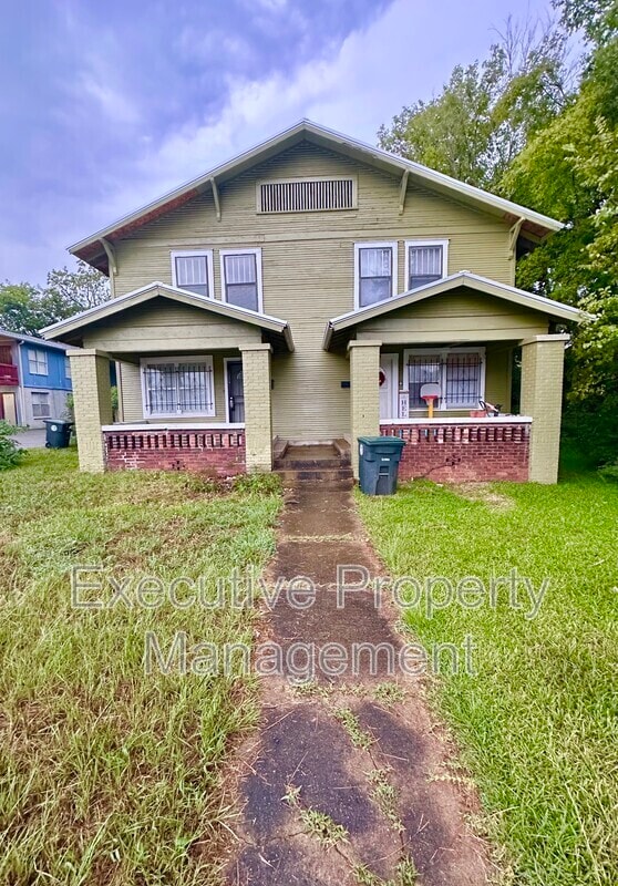 Building Photo - 2711 Avenue E Rental